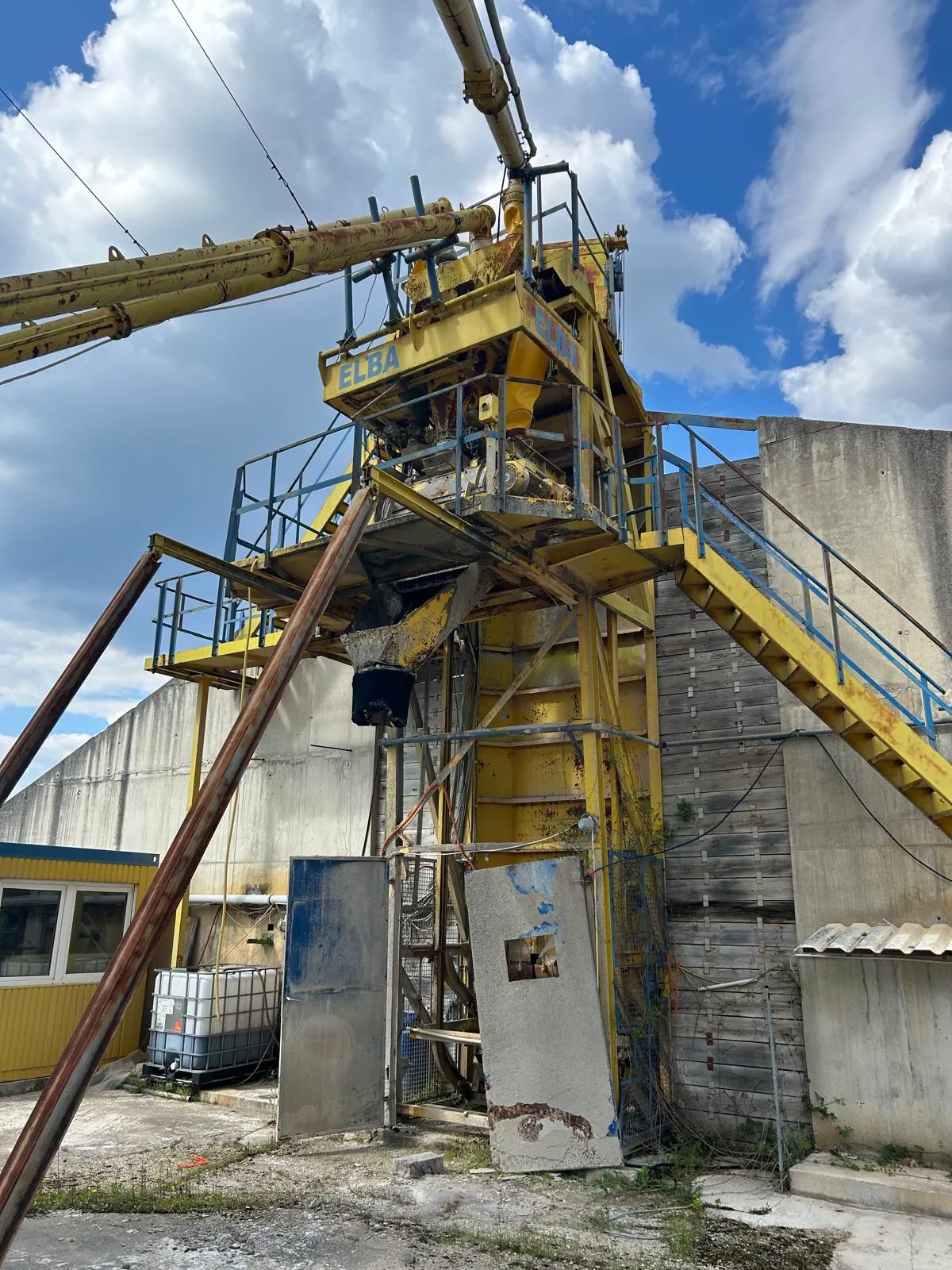 ELBA EMC 38 – glava miješalice s trakastim transporterom, izbliza